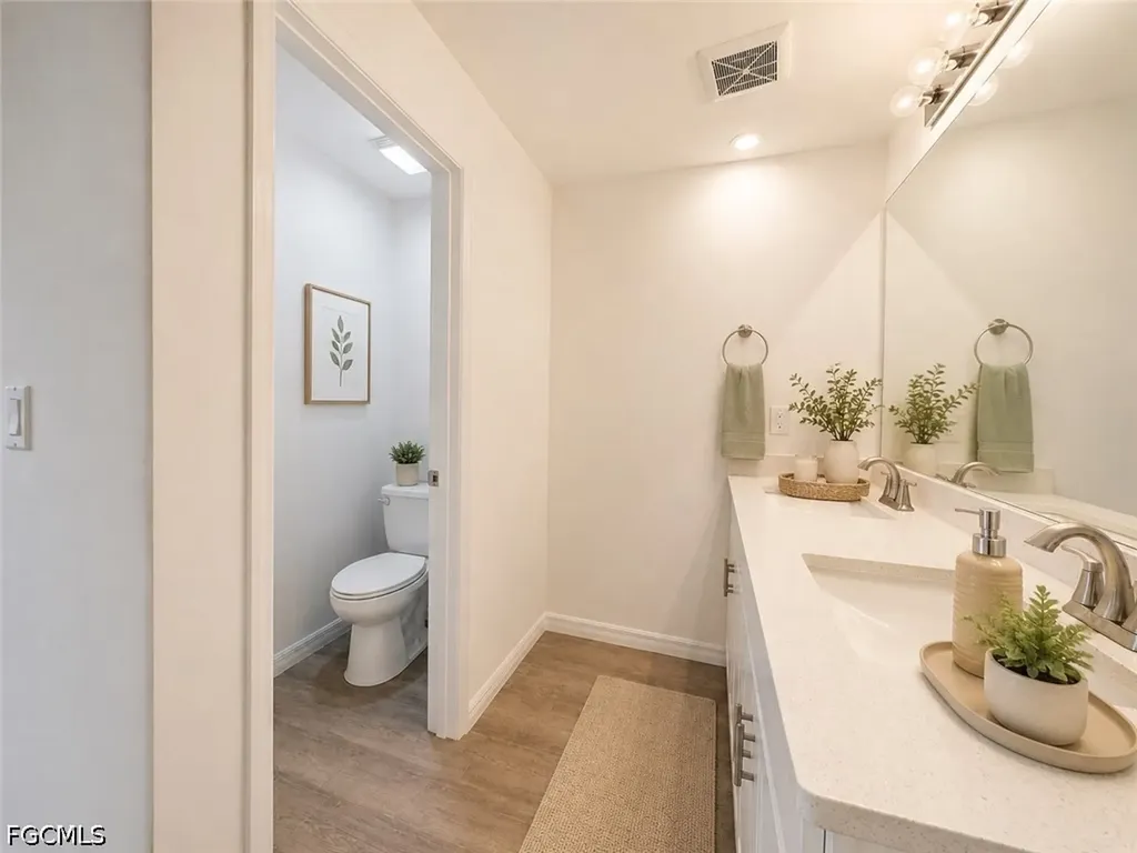 2925 NE 6th Avenue Cape Coral FL 33909
