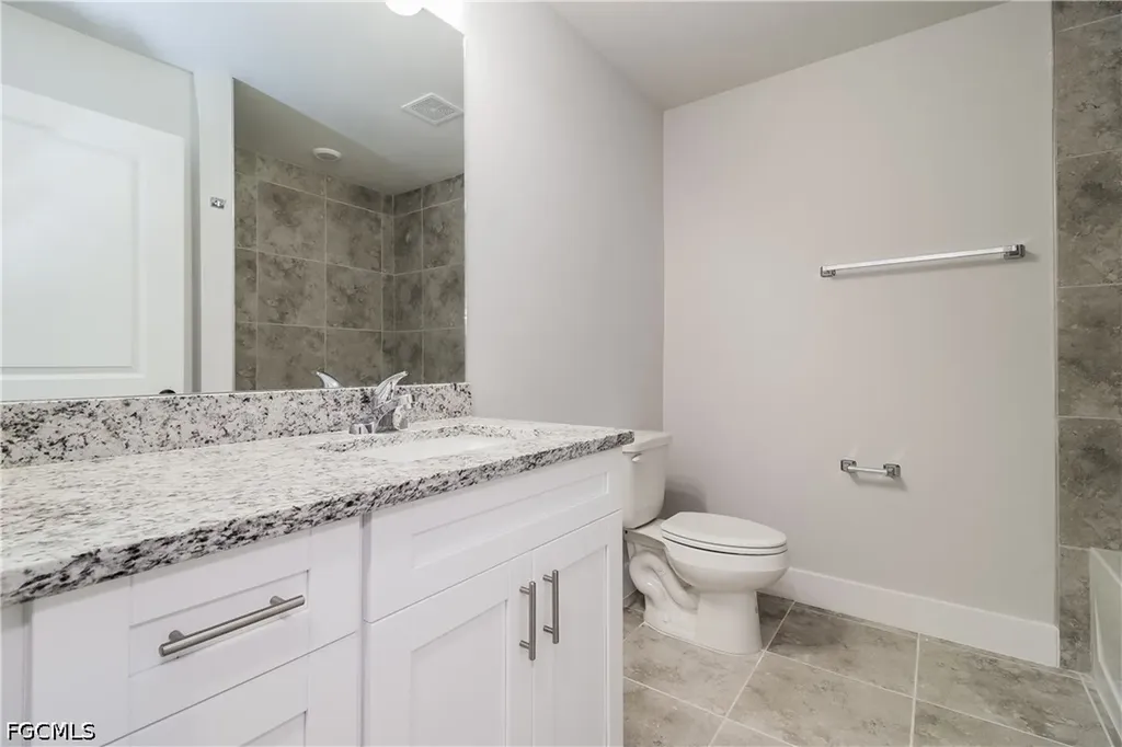 2702 31st Street SW Lehigh Acres FL 33976