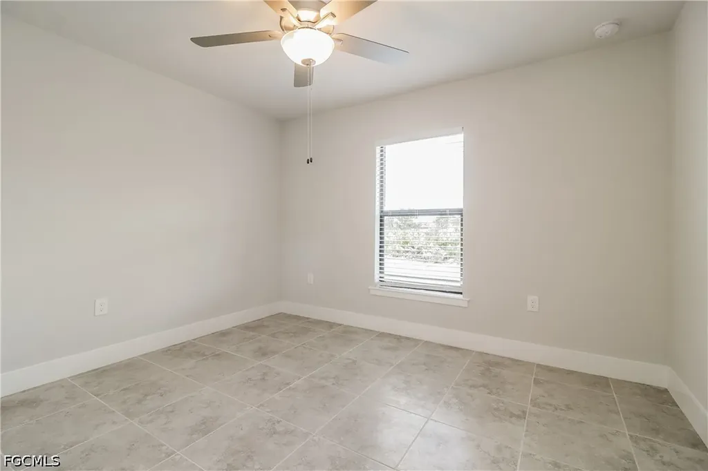 2702 31st Street SW Lehigh Acres FL 33976