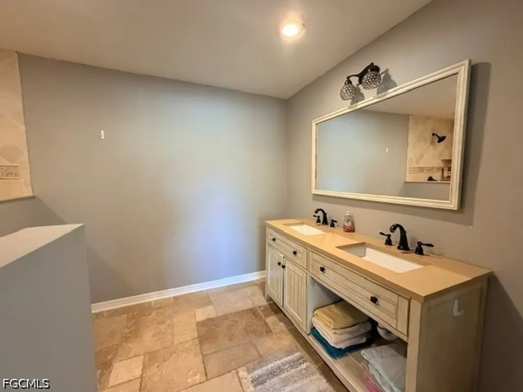 5319 Pelican Boulevard Cape Coral FL 33914
