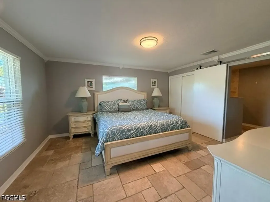 5319 Pelican Boulevard Cape Coral FL 33914