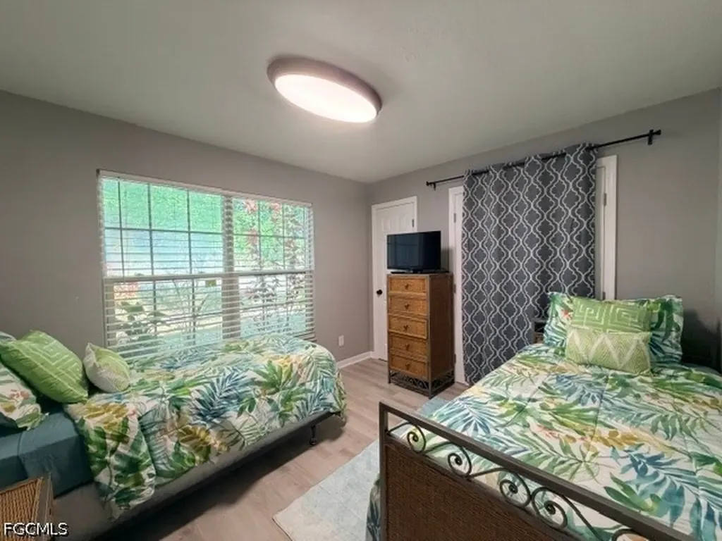 5319 Pelican Boulevard Cape Coral FL 33914