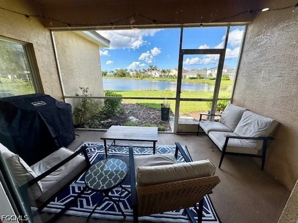 2430 Verdmont Court Cape Coral FL 33991