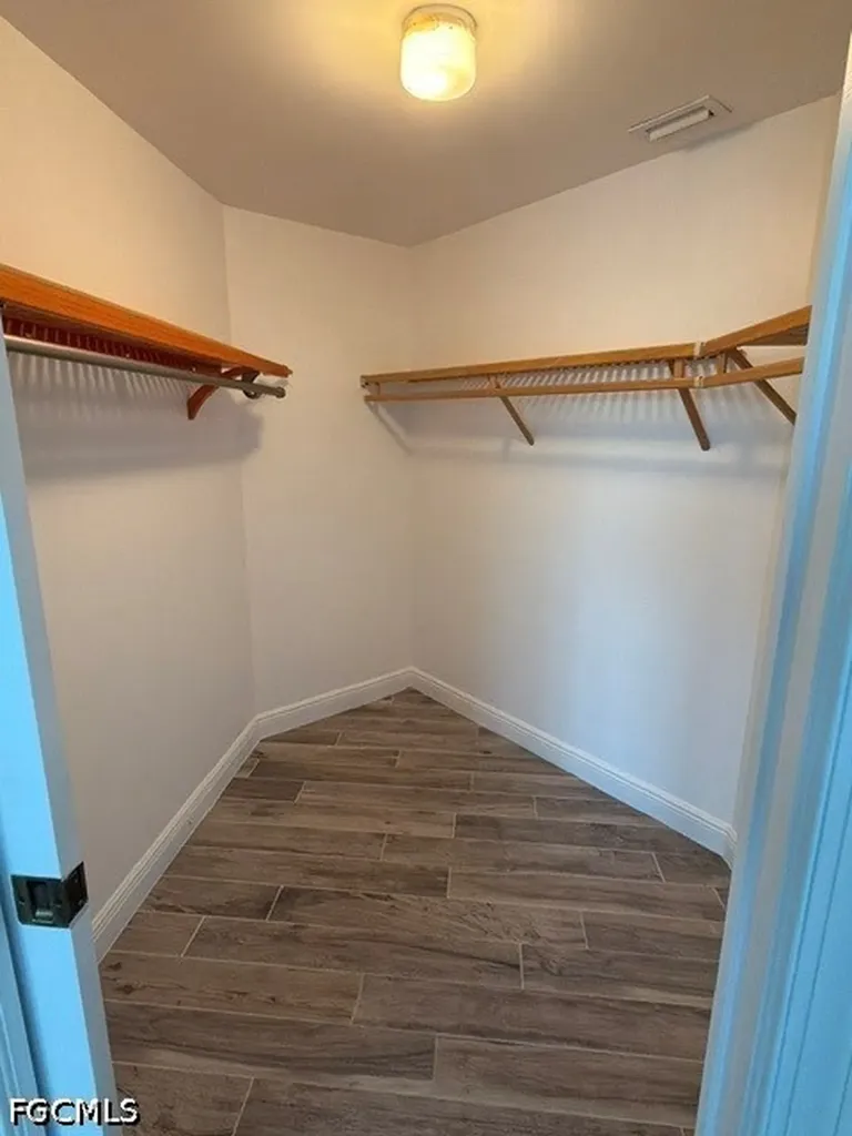 2743 1st Street Fort Myers FL 33916