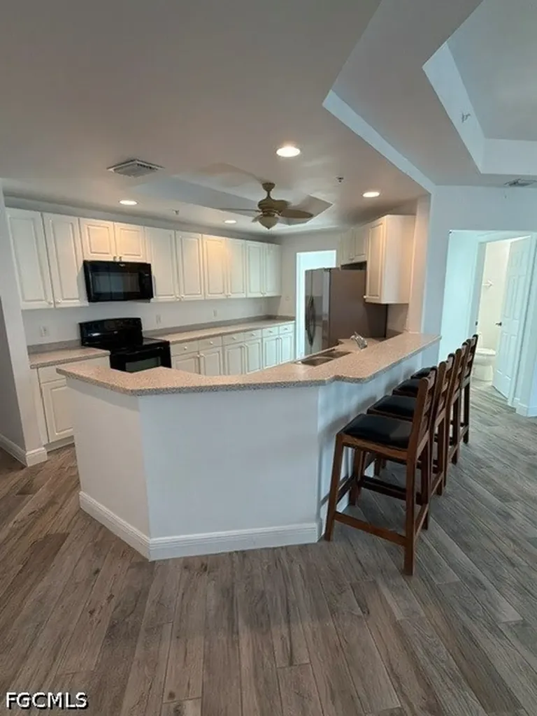 2743 1st Street Fort Myers FL 33916