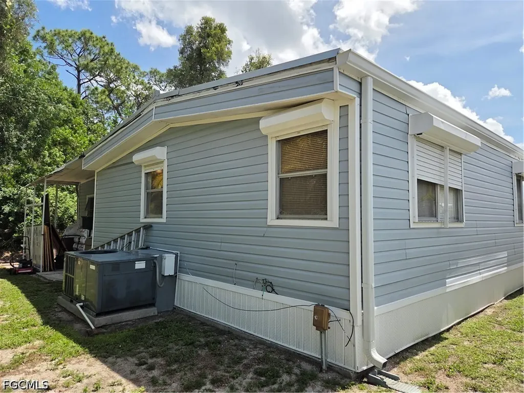840 Peaceful Drive North Fort Myers FL 33917