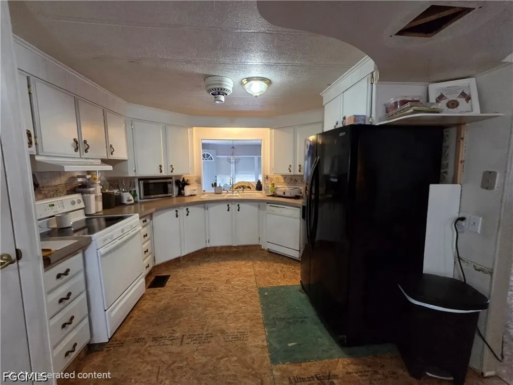 840 Peaceful Drive North Fort Myers FL 33917
