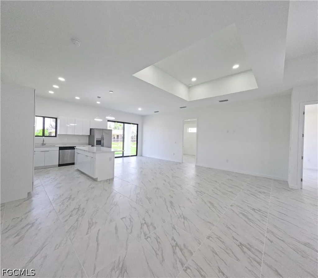 2227 NW 3rd Avenue Cape Coral FL 33993