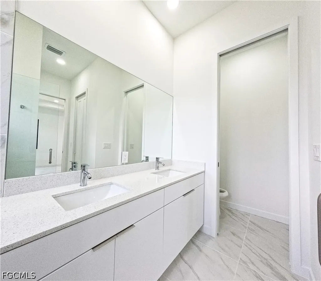 2227 NW 3rd Avenue Cape Coral FL 33993