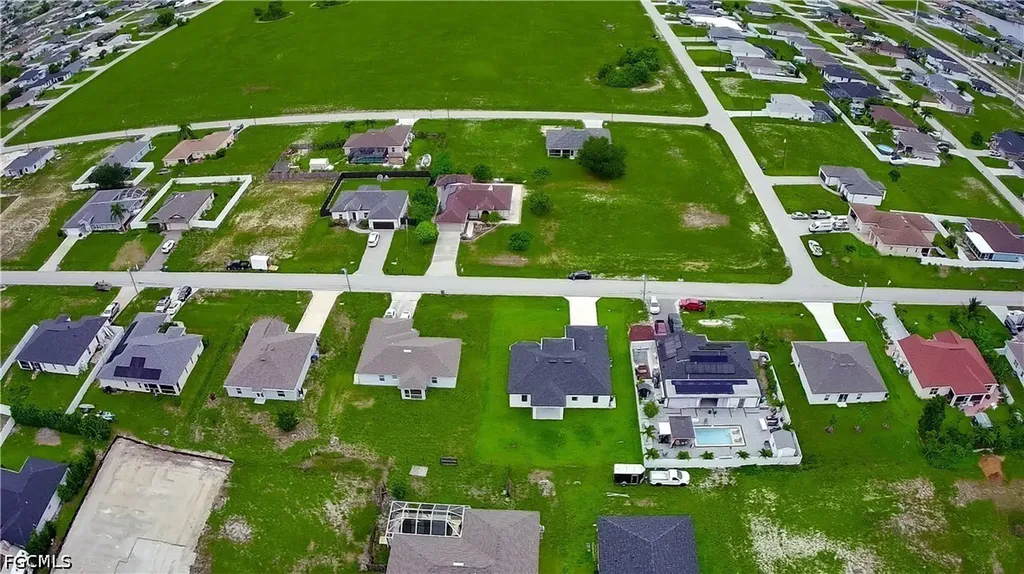 2227 NW 3rd Avenue Cape Coral FL 33993