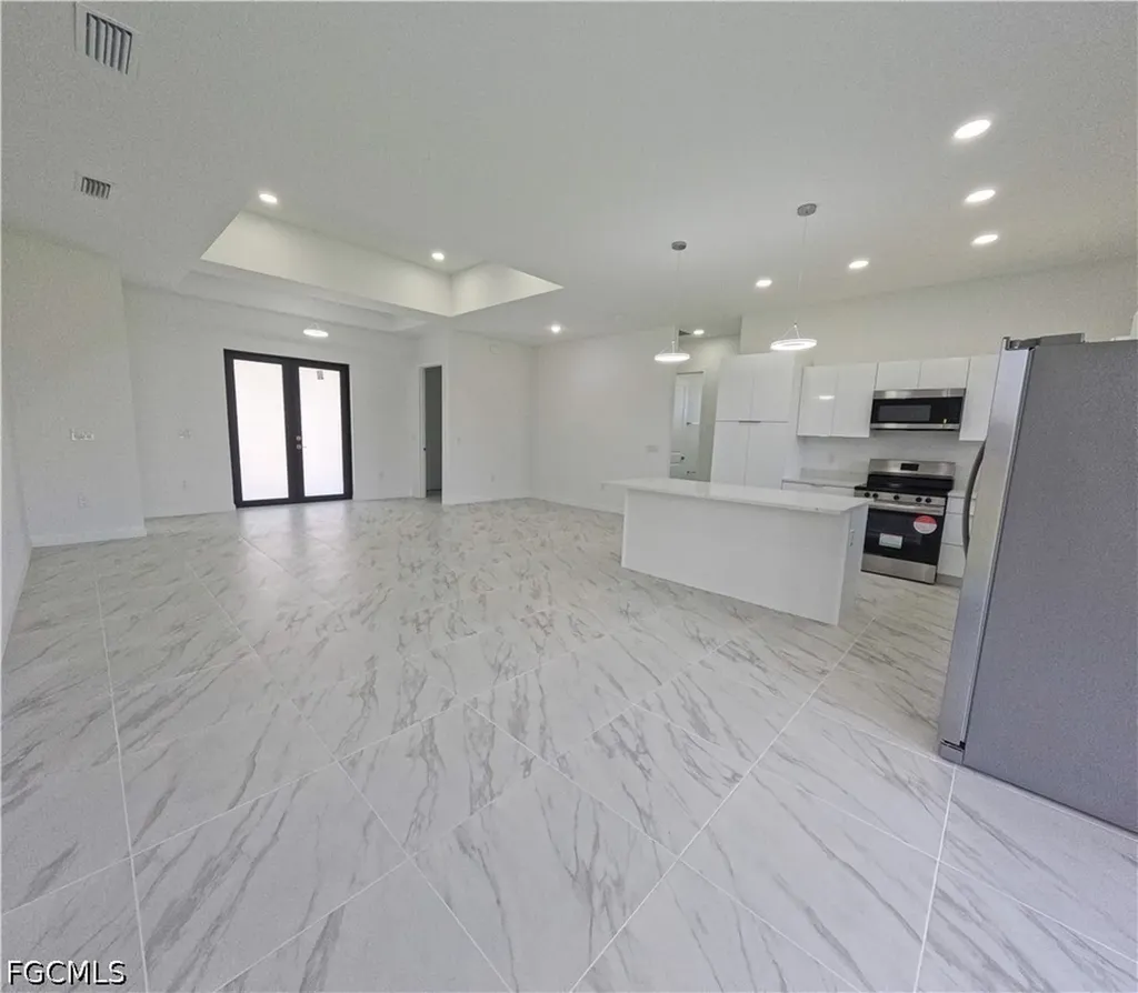 2227 NW 3rd Avenue Cape Coral FL 33993