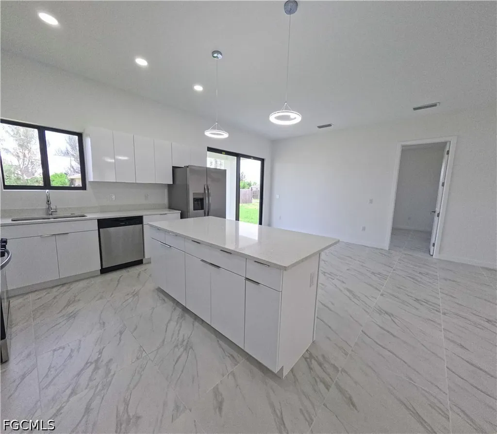 2227 NW 3rd Avenue Cape Coral FL 33993