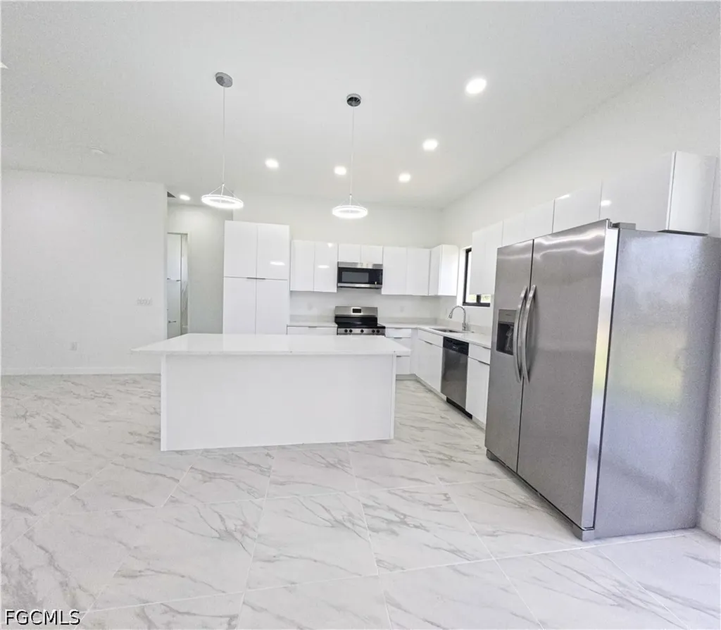 2227 NW 3rd Avenue Cape Coral FL 33993