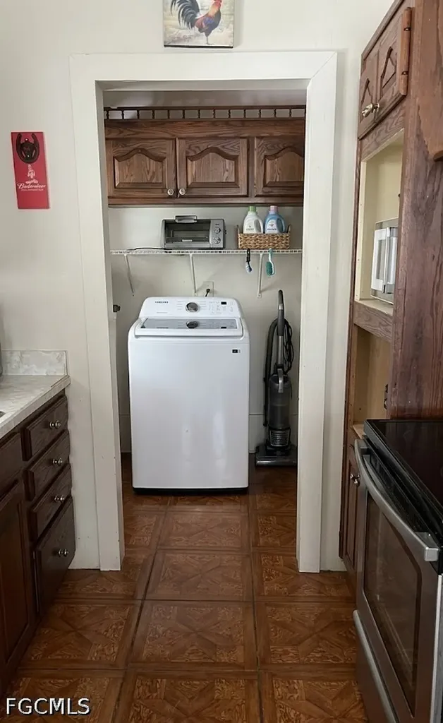 440 14th Avenue NE Naples FL 34120