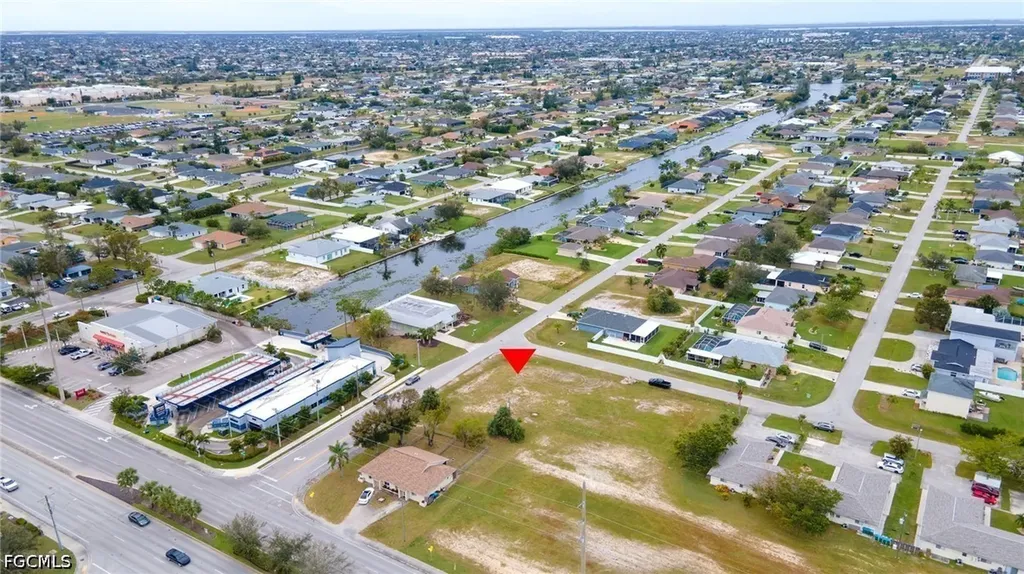 1941 SW Santa Barbara Place Cape Coral FL 33991