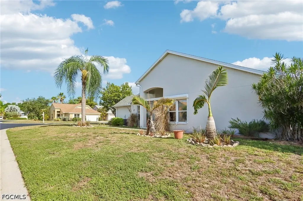 15237 Cricket Lane Fort Myers FL 33919