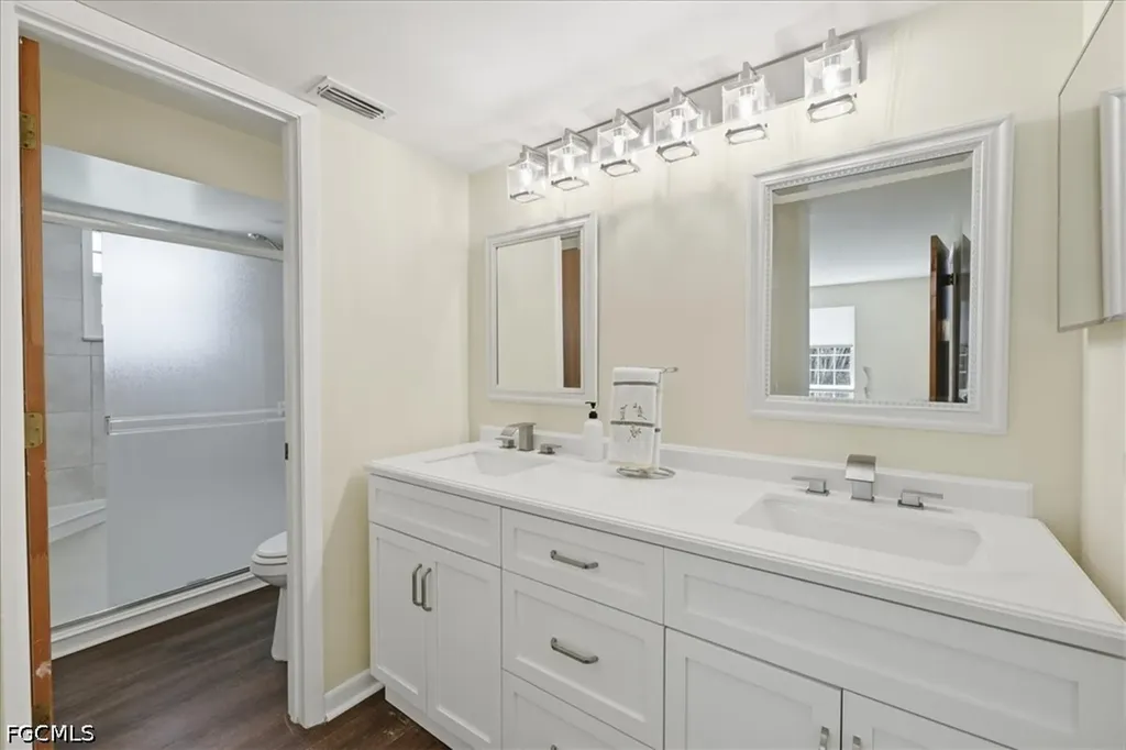 801 SW 11th Place Cape Coral FL 33991