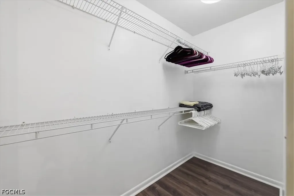 801 SW 11th Place Cape Coral FL 33991