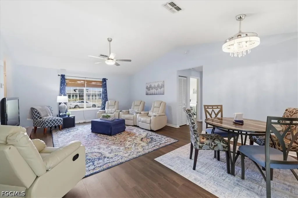 801 SW 11th Place Cape Coral FL 33991