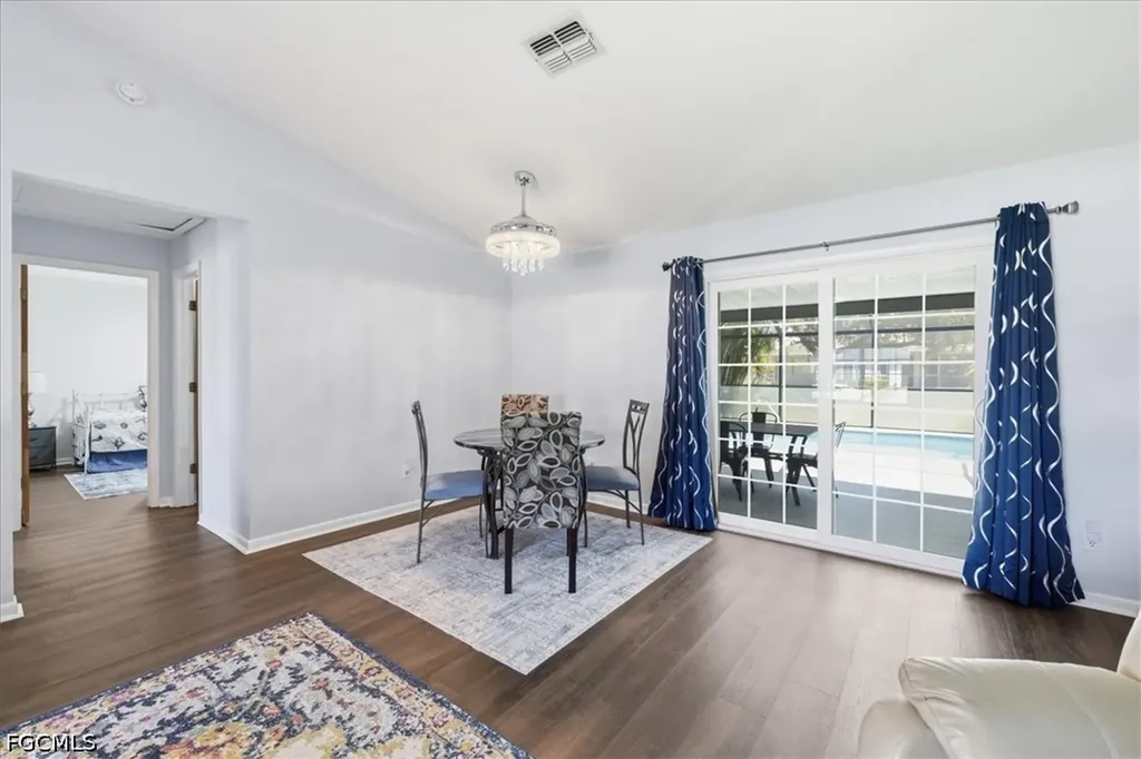 801 SW 11th Place Cape Coral FL 33991