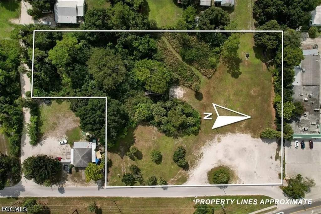 207 N 15th Street Immokalee FL 34142