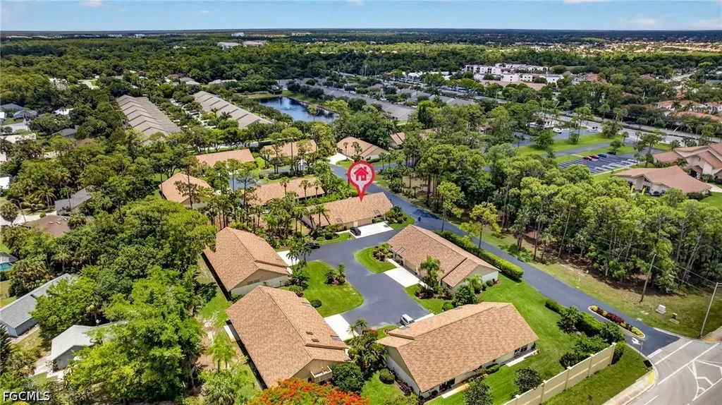 6072 Huntington Woods Drive Naples FL 34112