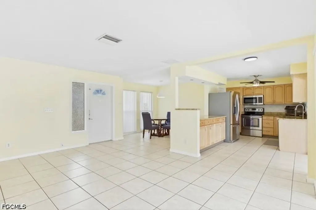 3419 SE 4th Place Cape Coral FL 33904