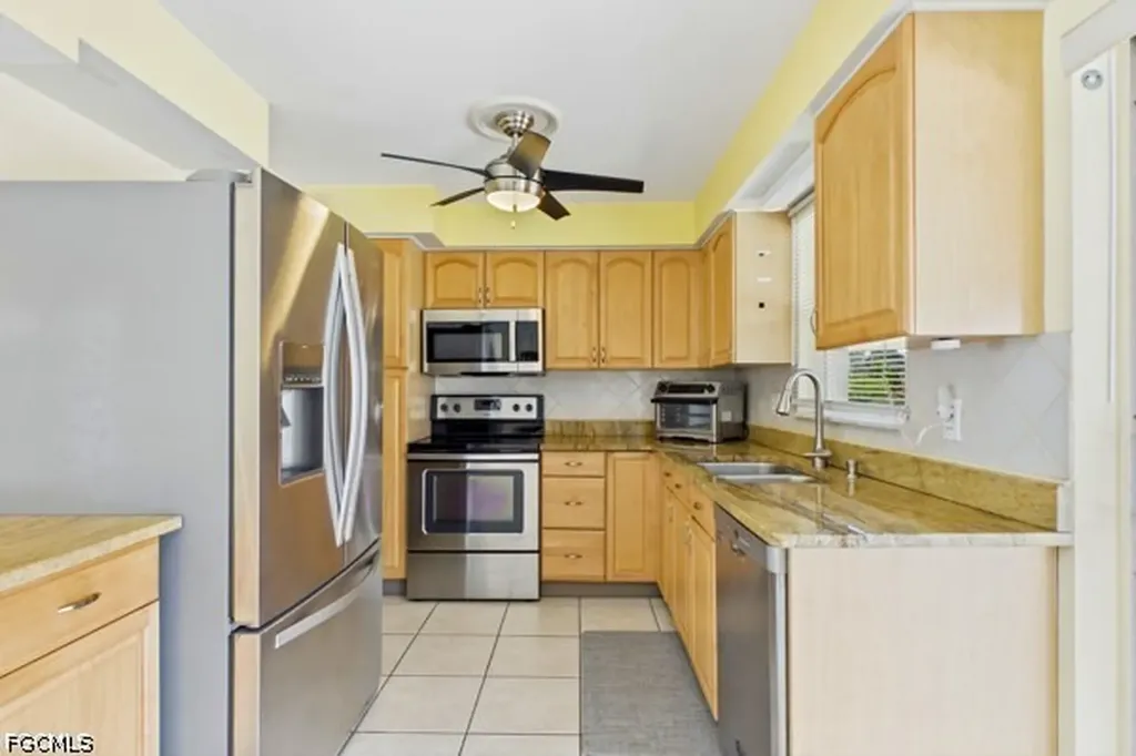 3419 SE 4th Place Cape Coral FL 33904