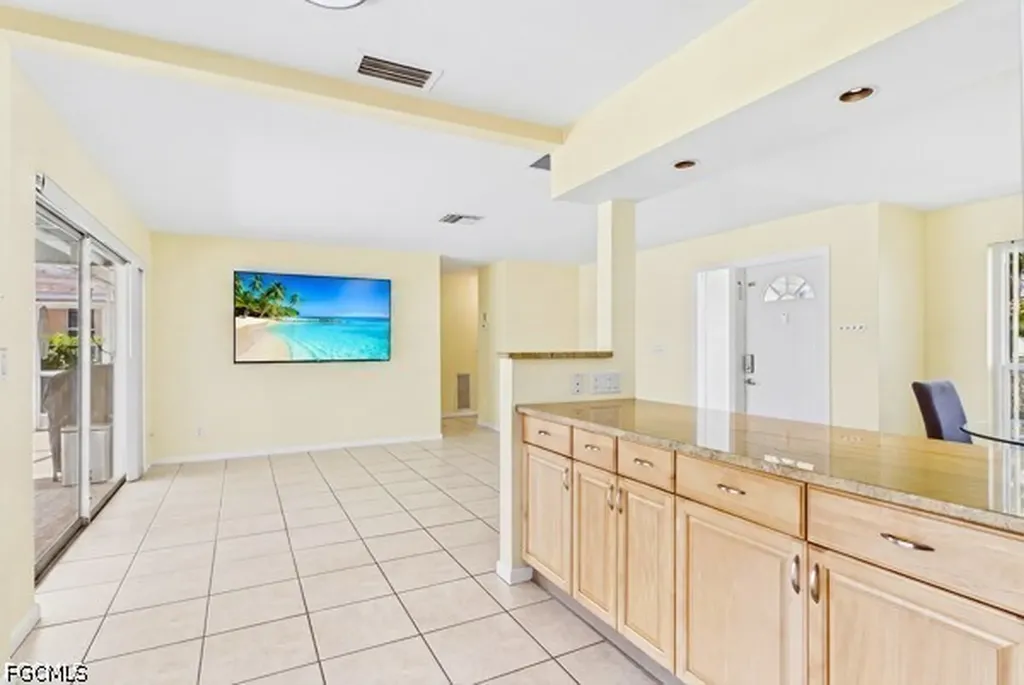 3419 SE 4th Place Cape Coral FL 33904