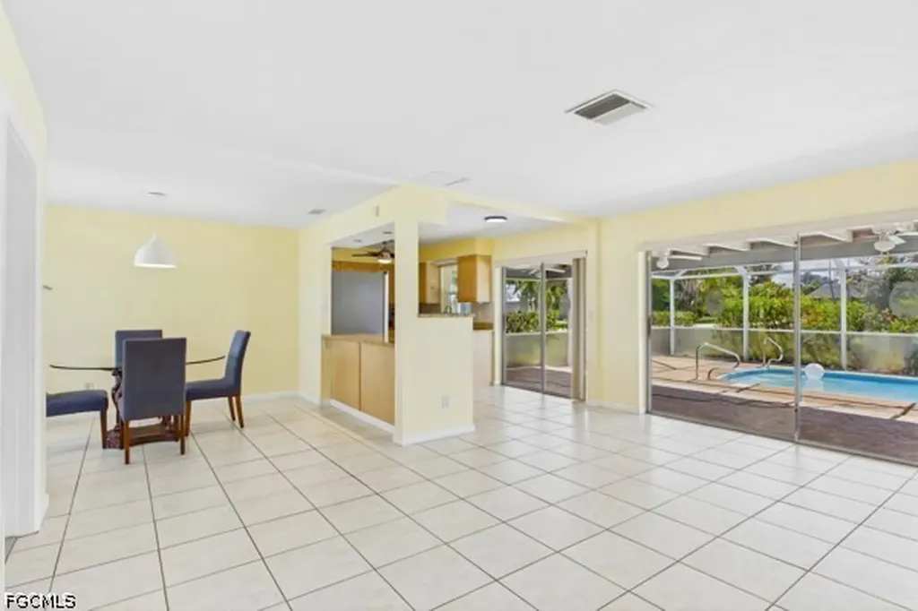 3419 SE 4th Place Cape Coral FL 33904
