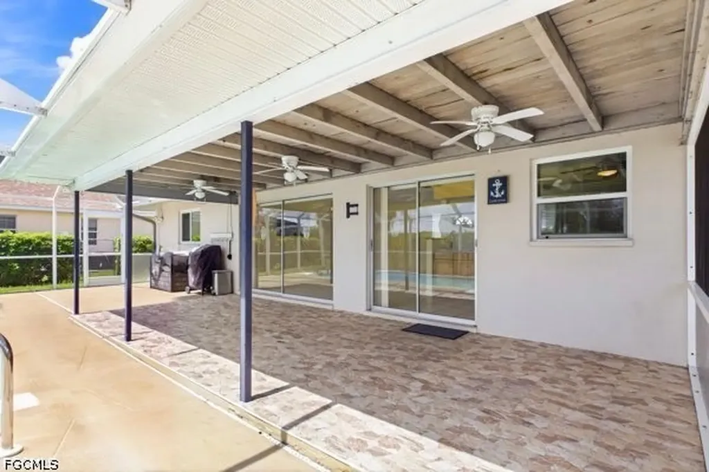 3419 SE 4th Place Cape Coral FL 33904