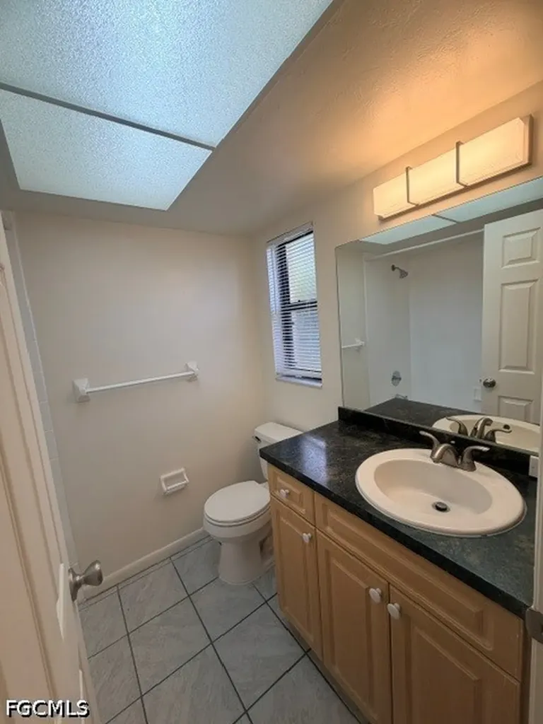 1318 SE 40th Terrace Cape Coral FL 33904