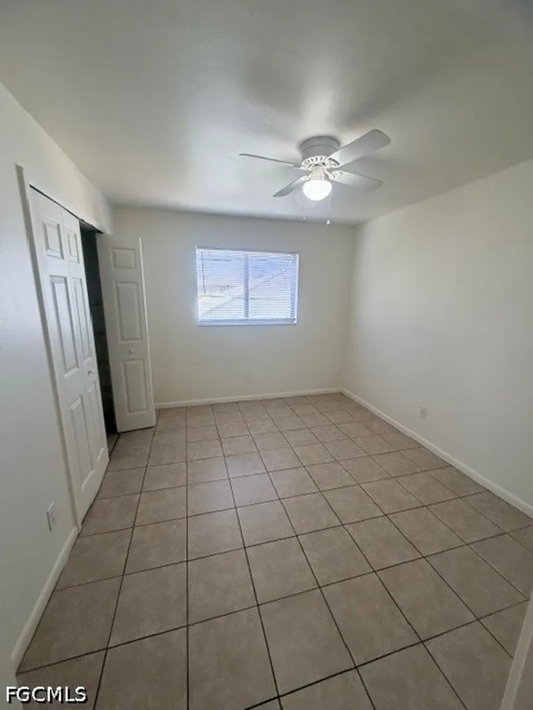 1318 SE 40th Terrace Cape Coral FL 33904