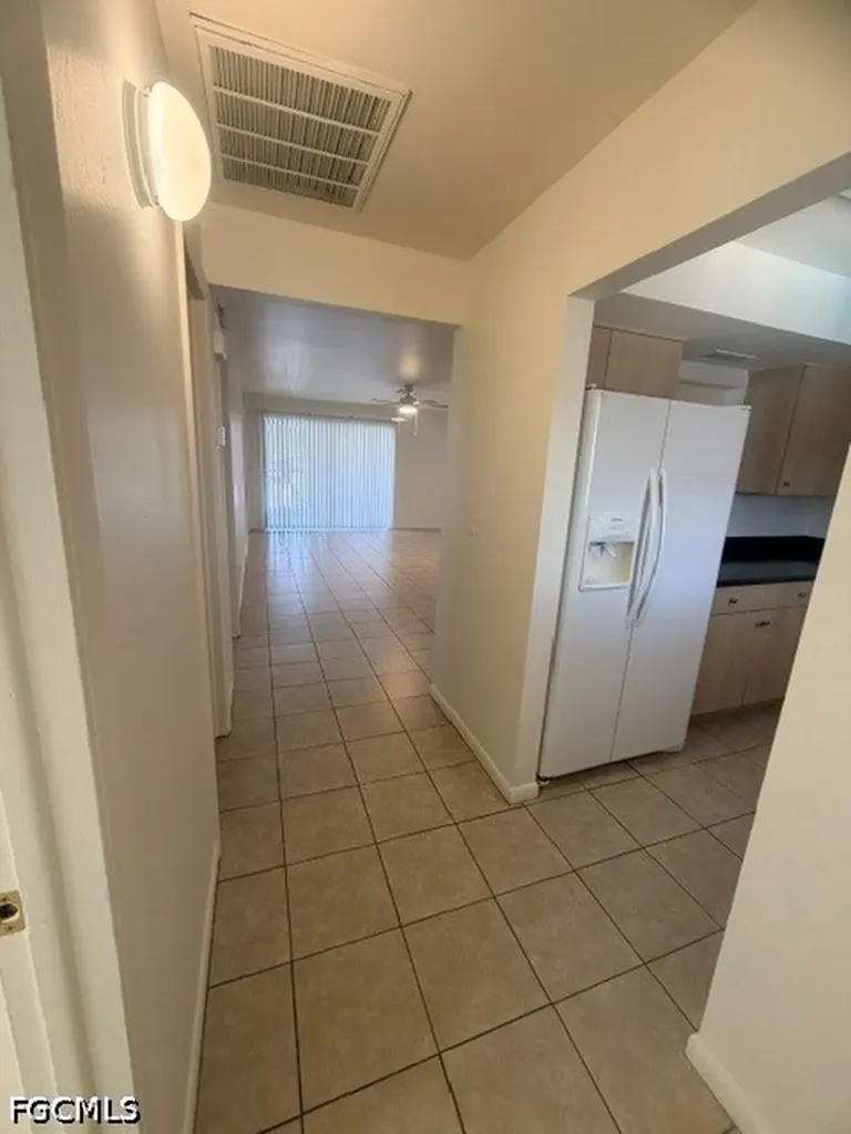 1318 SE 40th Terrace Cape Coral FL 33904