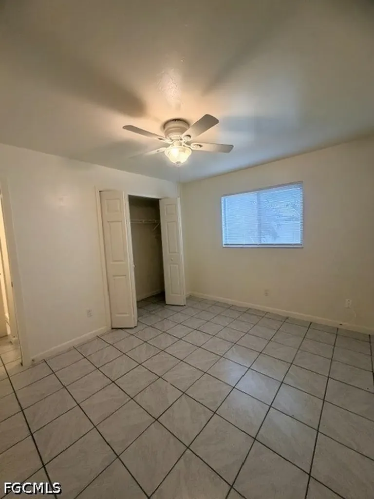 1318 SE 40th Terrace Cape Coral FL 33904