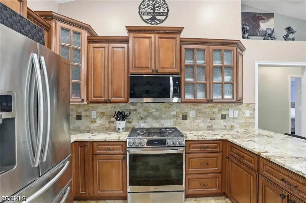 4304 NE 23rd Place Cape Coral FL 33909