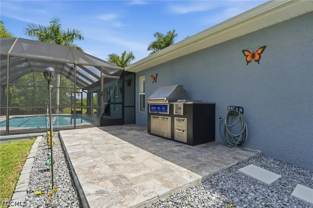 4304 NE 23rd Place Cape Coral FL 33909