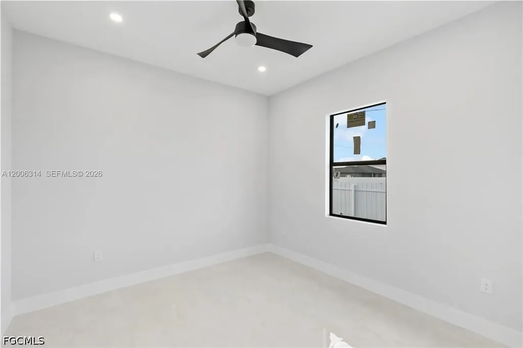 628 Chiquita Boulevard N Cape Coral FL 33993