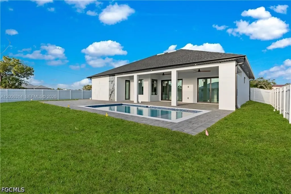 628 Chiquita Boulevard N Cape Coral FL 33993