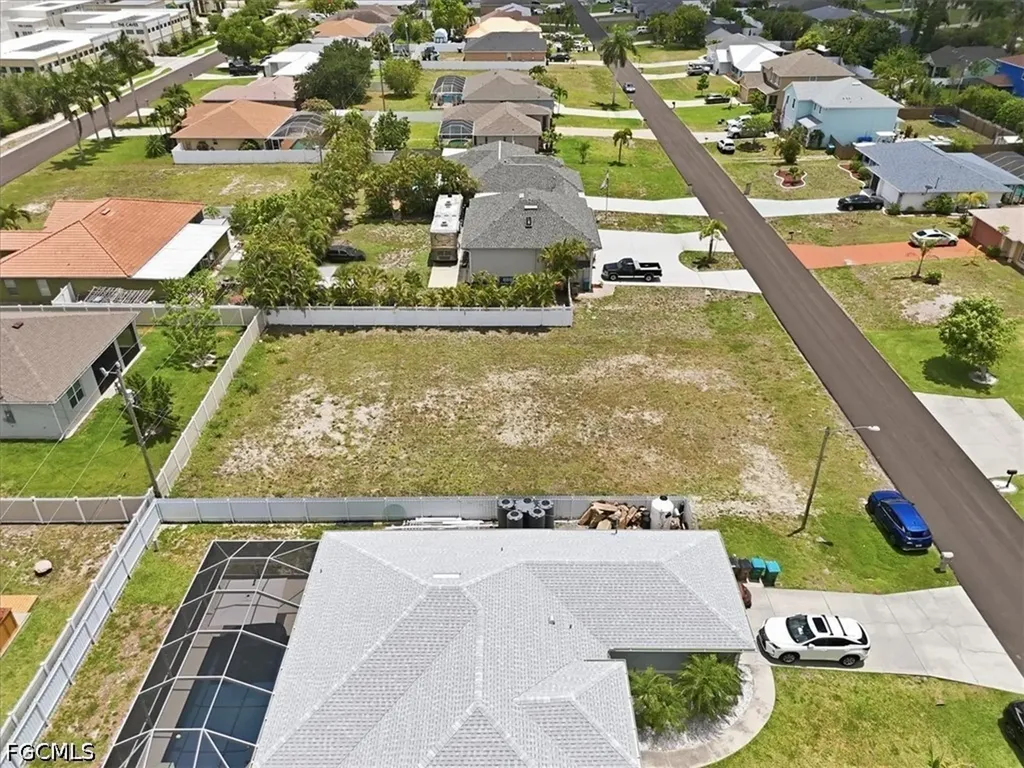4215 SW 9th Place Cape Coral FL 33914