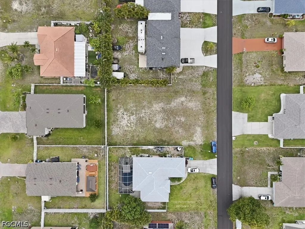 4215 SW 9th Place Cape Coral FL 33914