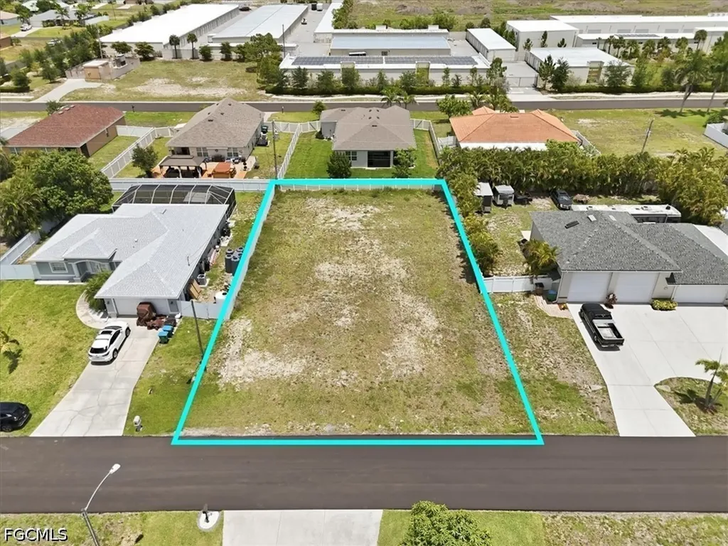 4215 SW 9th Place Cape Coral FL 33914