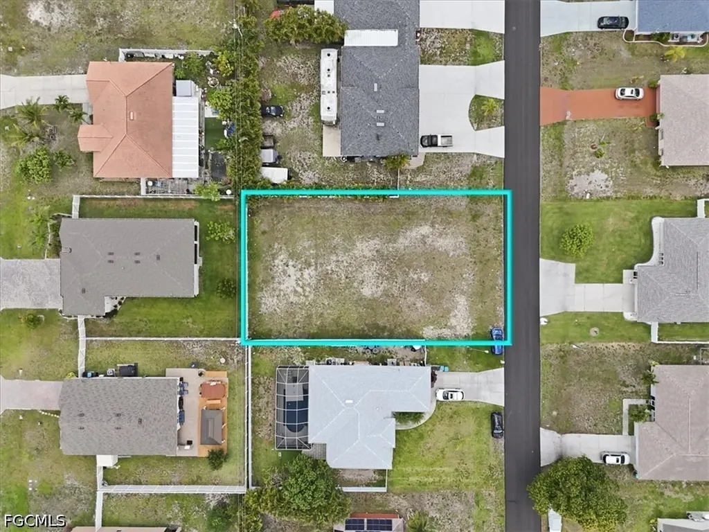 4215 SW 9th Place Cape Coral FL 33914