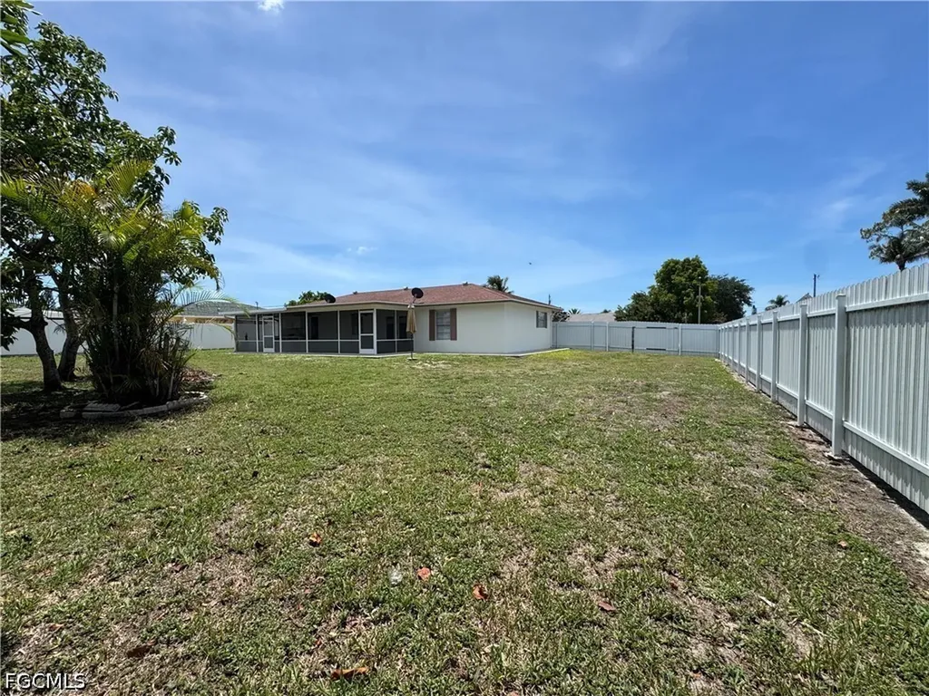2200 51st Terrace SW Naples FL 34116