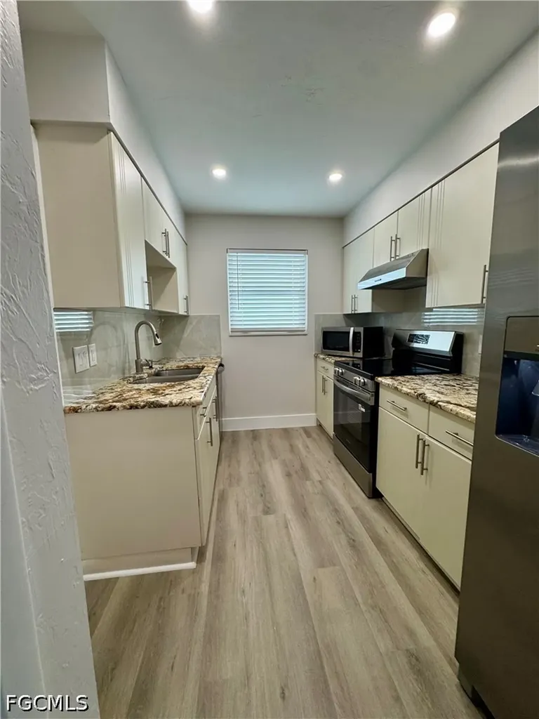 2200 51st Terrace SW Naples FL 34116