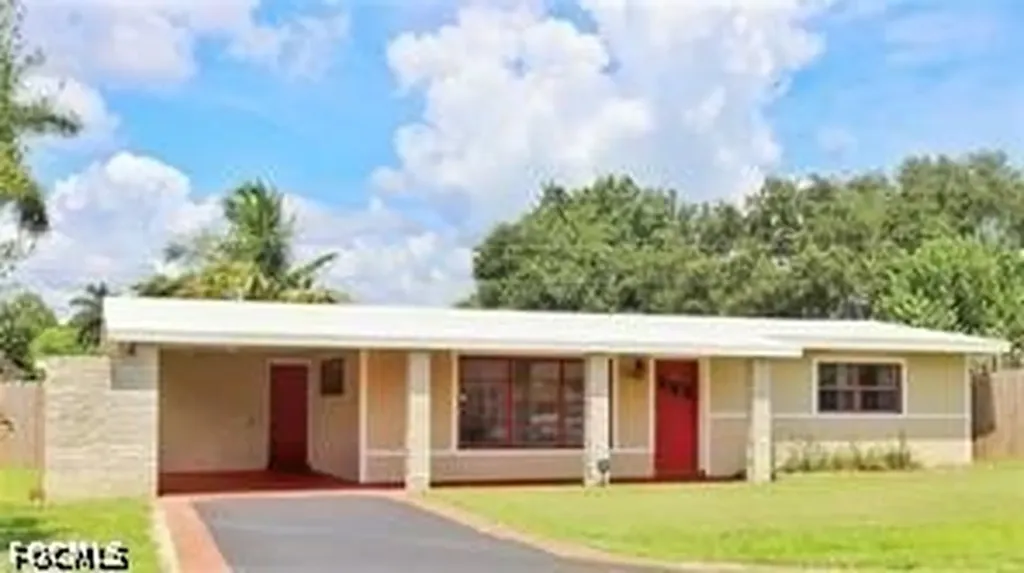 150 Brooks Road North Fort Myers FL 33917