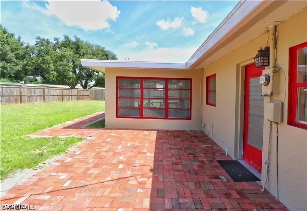 150 Brooks Road North Fort Myers FL 33917