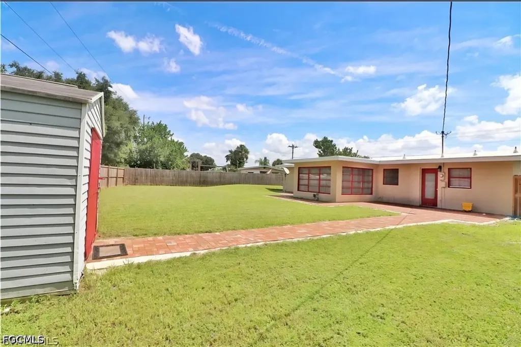 150 Brooks Road North Fort Myers FL 33917