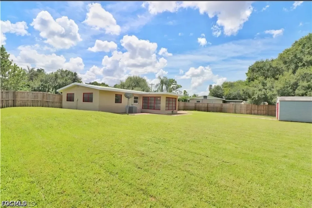 150 Brooks Road North Fort Myers FL 33917