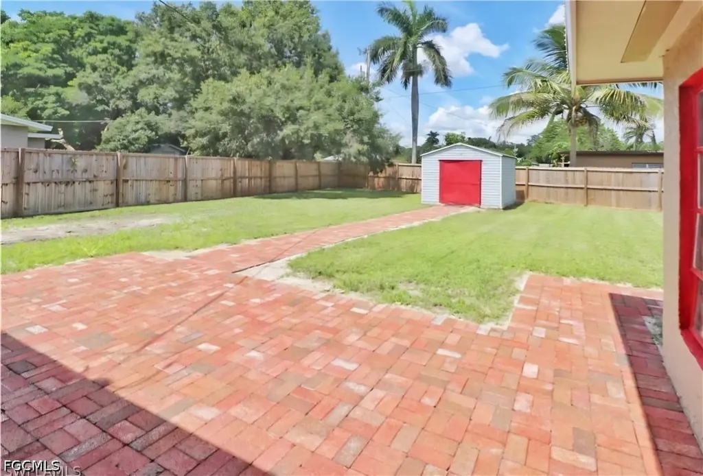 150 Brooks Road North Fort Myers FL 33917